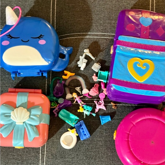 polly pocket Other - Poly pockets 4 cases with accessories